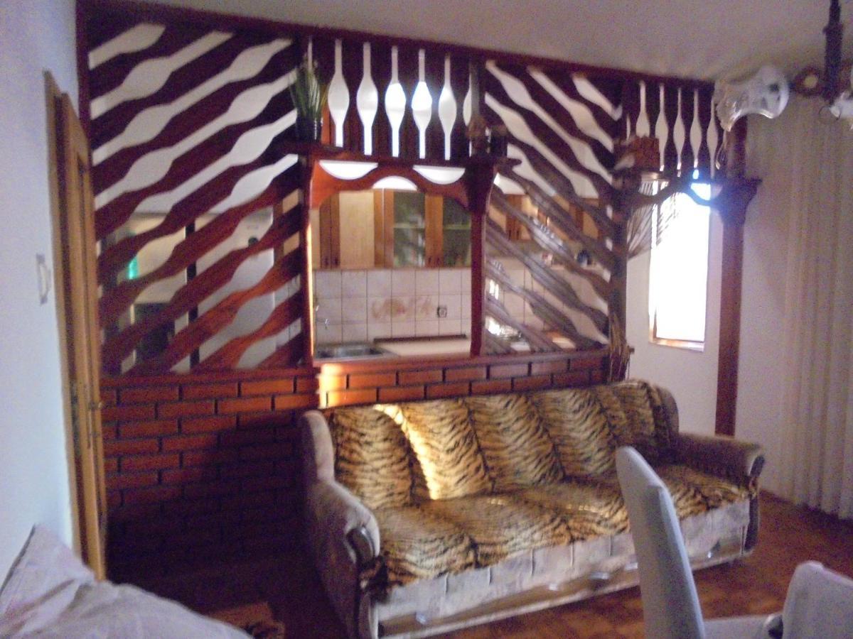 Apartment Maestral Сень Экстерьер фото